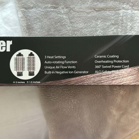 Beautimeter hair dryer brush - Picture 3 of 3